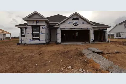 215 Dunovant Drive, Sealy, TX 77474 - Photo 2