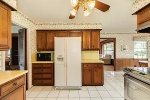 112 Lily St, Lake Jackson, TX 77566 - Photo 14