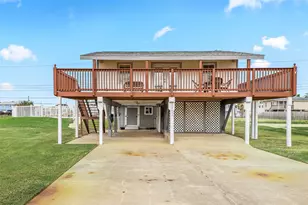 16630 John Silver Rd, Galveston, TX 77554 - Photo 2