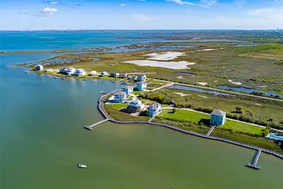 3226 Road Less Traveled, Galveston, TX 77554 - Photo 10