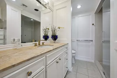2200 Willowick Road #8BC, Houston, TX 77027 - Photo 14