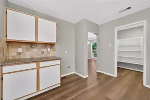1826 Oak Valley, Kemah, TX 77565 - Photo 12