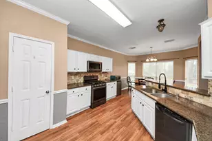 29110 Forest Hill Dr, Magnolia, TX 77355 - Photo 16