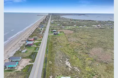 2409 Highway 87, Gilchrist, TX 77617 - Photo 18