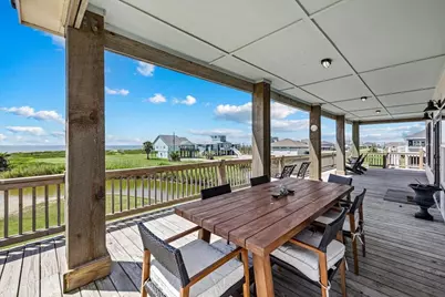 810 Casa Drive, Crystal Beach, TX 77650 - Photo 4