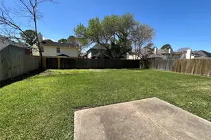16430 Elmwood Point Ln, Sugar Land, TX 77498 - Photo 22