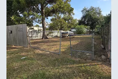 4614 Weaver Road, Houston, TX 77016 - Photo 2