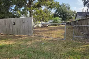 4614 Weaver Rd, Houston, TX 77016 - Photo 1