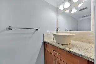 652 N Eldridge Pkwy, Houston, TX 77079 - Photo 10