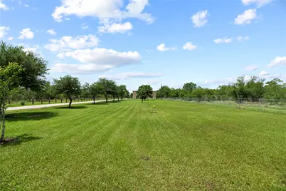 523 Moore Bar Road, Rosenberg, TX 77471 - Photo 4