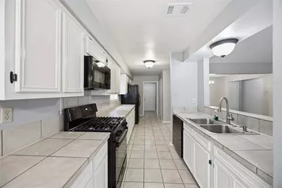 2907 W Greens Road, Houston, TX 77067 - Photo 12