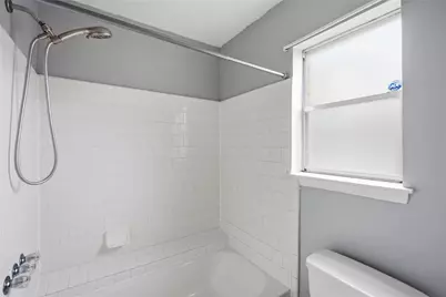 2907 W Greens Road, Houston, TX 77067 - Photo 16