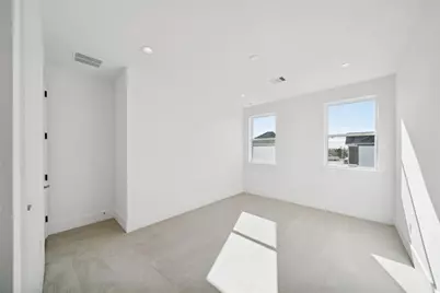 1403 W 21st St #B, Houston, TX 77008 - Photo 26