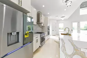 3237 Harkey Rd, Pearland, TX 77584 - Photo 18