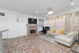 1513 County Rd 149, Alvin, TX 77511 - Photo 14