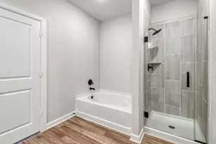 15650 Honey Cv Dr, Conroe, TX 77303 - Photo 14