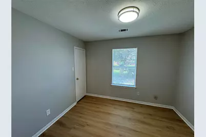 16324 Sun View, Conroe, TX 77302 - Photo 2