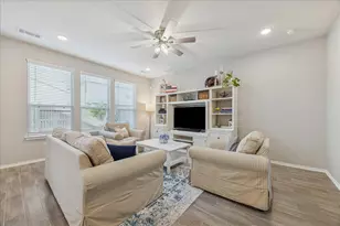 4032 Delta Rose St, Houston, TX 77018 - Photo 4