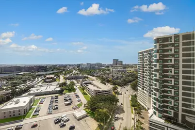 2001 Holcombe Boulevard #1905, Houston, TX 77030 - Photo 18