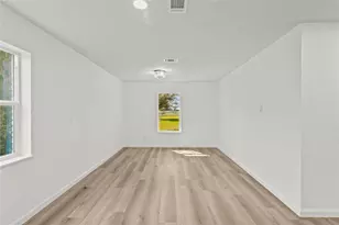 707 Lilley Rd, Alvin, TX 77511 - Photo 10