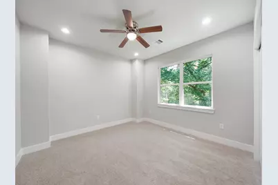 731 Magnolia Point Drive, Houston, TX 77336 - Photo 32