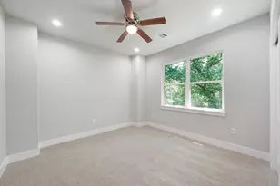 731 Magnolia Point Dr, Houston, TX 77336 - Photo 32