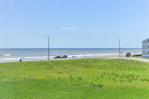 7312 Seawall Blvd, Galveston, TX 77551 - Photo 10