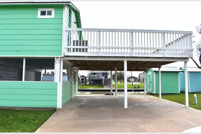 1769 County Road 201, Sargent, TX 77414 - Photo 6