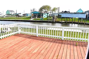 1769 County Rd 201, Sargent, TX 77414 - Photo 40