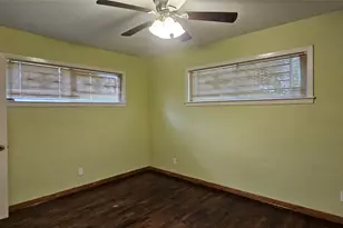 3610 Dennis St, Houston, TX 77004 - Photo 8