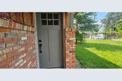 3610 Dennis Street, Houston, TX 77004 - Photo 2
