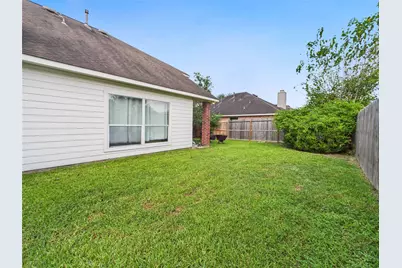 1484 Allison Street, Alvin, TX 77511 - Photo 36
