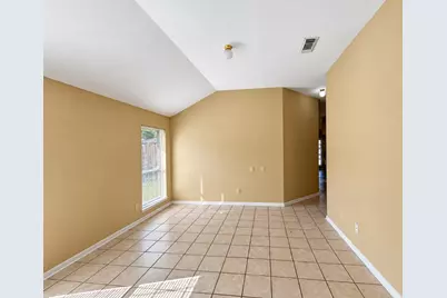 2206 Friarwood Trail, Houston, TX 77339 - Photo 6