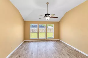 2206 Friarwood Trail, Houston, TX 77339 - Photo 16
