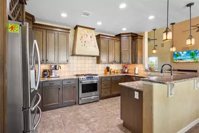 1342 10th Street, Dickinson, TX 77539 - Photo 10