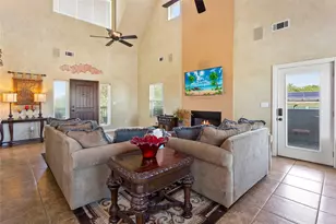 1342 10th St, Dickinson, TX 77539 - Photo 6