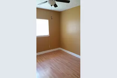 10927 Wilkenburg Drive, Houston, TX 77086 - Photo 8