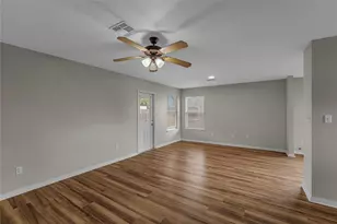 1304 E Polk Ave, Victoria, TX 77901 - Photo 8