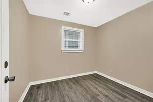 305 Live Oak St, Houston, TX 77003 - Photo 8