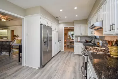 2146 17th Street, Hempstead, TX 77445 - Photo 16