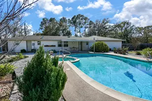 2146 17th St, Hempstead, TX 77445 - Photo 42