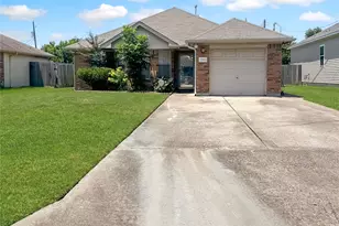 2908 Ashley St, La Marque, TX 77568 - Photo 2