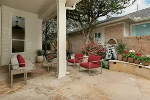 146 E Northcastle Cir, The Woodlands, TX 77384 - Photo 36