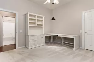 146 E Northcastle Cir, The Woodlands, TX 77384 - Photo 30