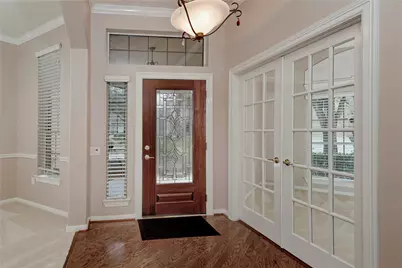 146 E Northcastle Circle, The Woodlands, TX 77384 - Photo 6