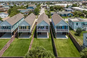 2309 67th St, Galveston, TX 77551 - Photo 2