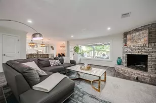 12902 Kimberley Ln, Houston, TX 77079 - Photo 10