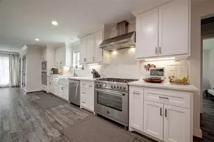 12902 Kimberley Ln, Houston, TX 77079 - Photo 14