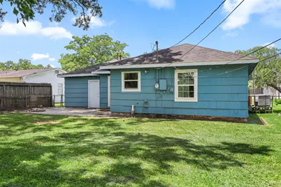 2318 Pecan Street, Dickinson, TX 77539 - Photo 24