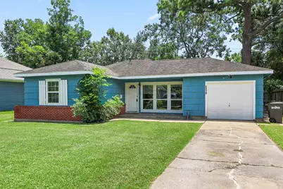 2318 Pecan Street, Dickinson, TX 77539 - Photo 2